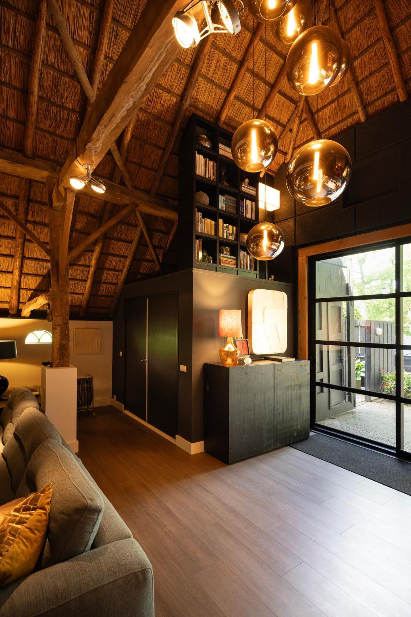לונטרן Luxe Hofstede Met Paardenstalling מראה חיצוני תמונה